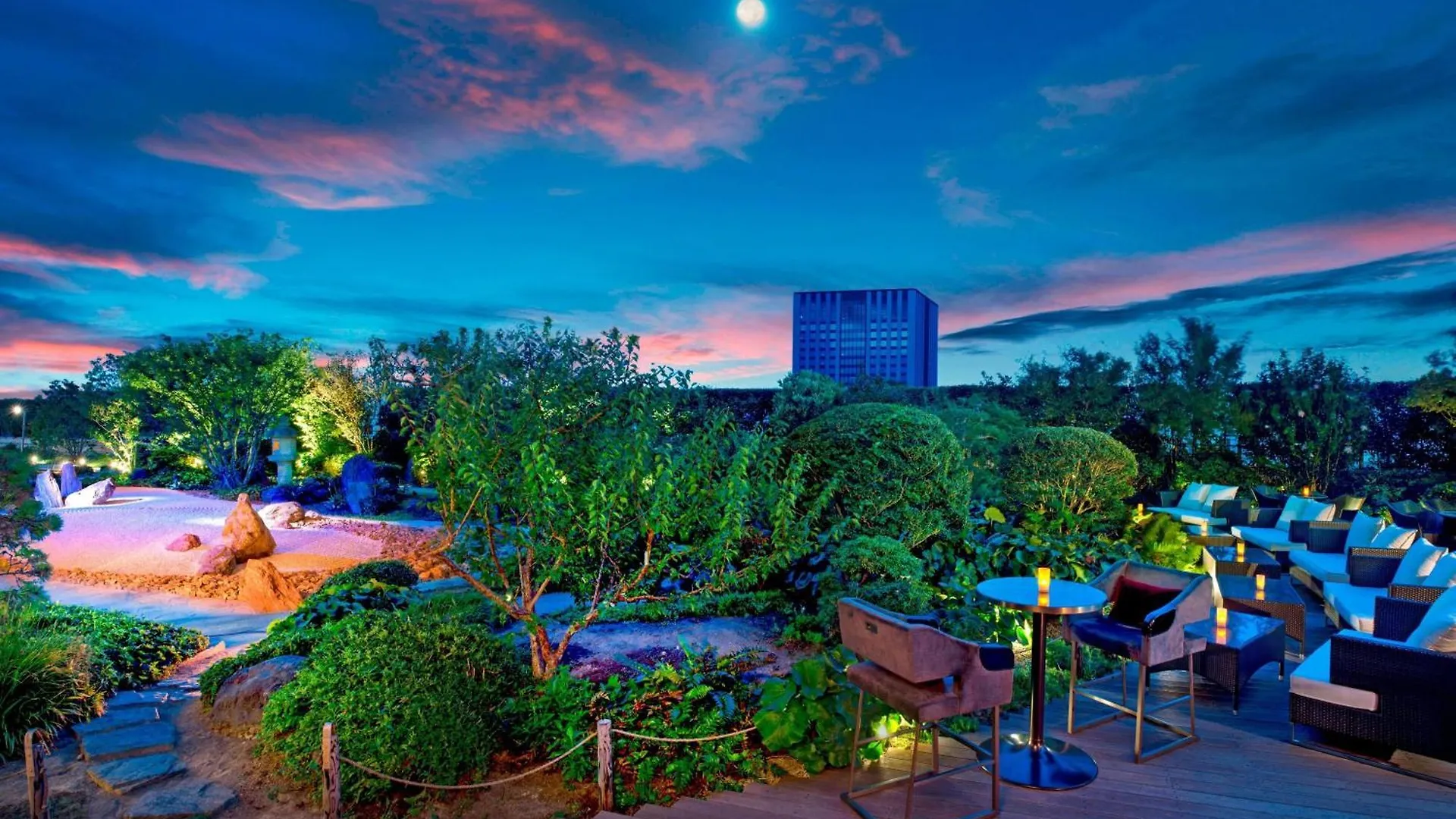 Hotel The St Regis Osaka 5*,