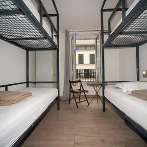 Hostal Enjoy París