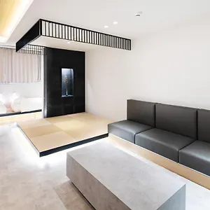 Sitsurae 本町/心斎橋北 アパート