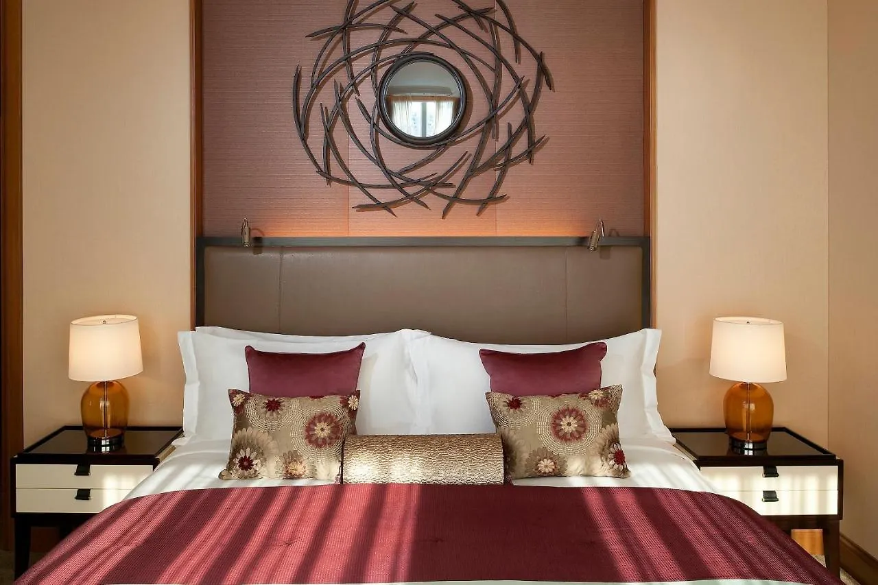Hotel St. Regis Ōsaka 5*,  Japan